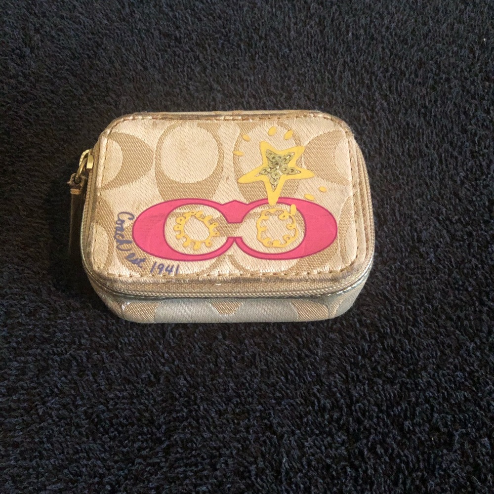 Coach Contact Case